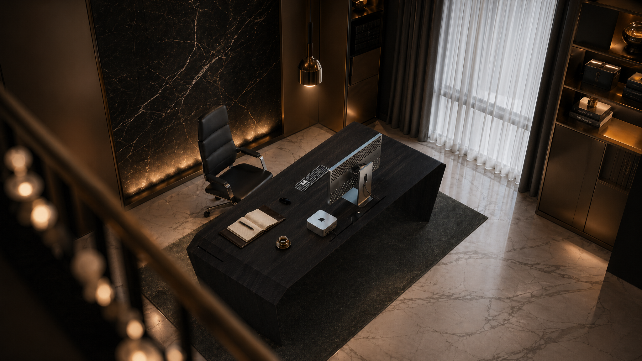 Premium Massivholz-Schreibtisch von EDELHOLZ in modernem Beratungs-Office – handgefertigtes Designer-Möbel für anspruchsvolle Inhaberinnen
