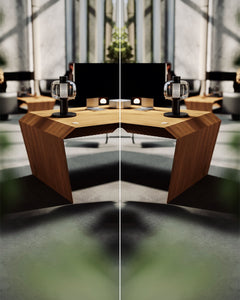 EDELHOLZ ArcPURE Eckschreibtisch in Eiche im symmetrischen Studio-Render mit Tischlampe, Monitor und seitlichem Kabeldurchlass