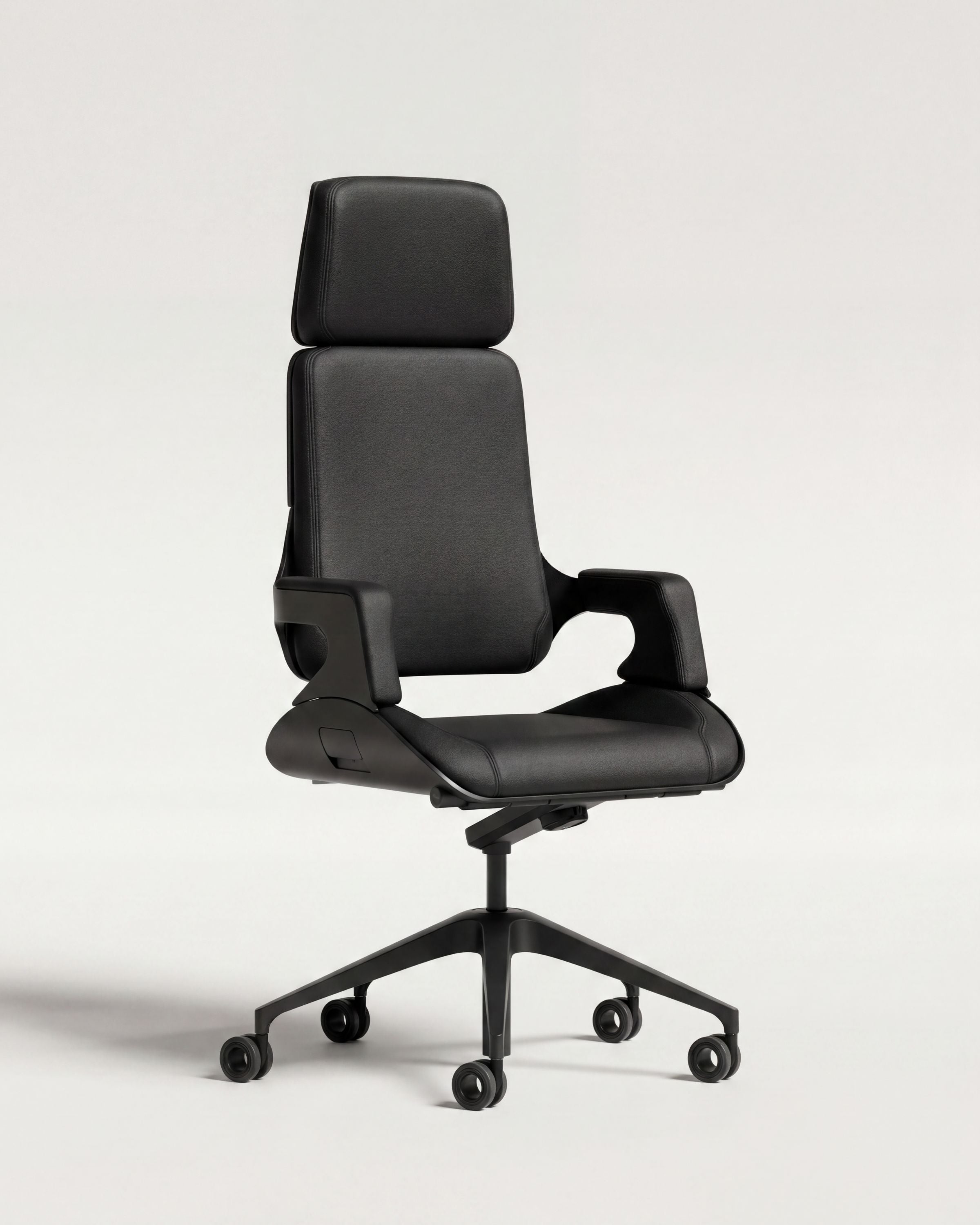 Interstuhl Silver — Chefsessel in Echtleder